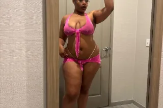 Upscale & Sweet Chocolate Trea... - Image 4