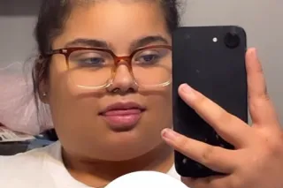 BACK AVALIABLE - 22 - Image 1