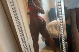 ✨✨✨NEW IN TOWN✨✨✨ TIGHTEST PŨS... - Image 1