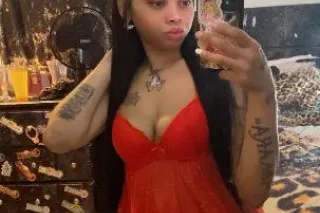 420 special 😍🥳. OUTCALLS 😍🥳 ON... - Image 2